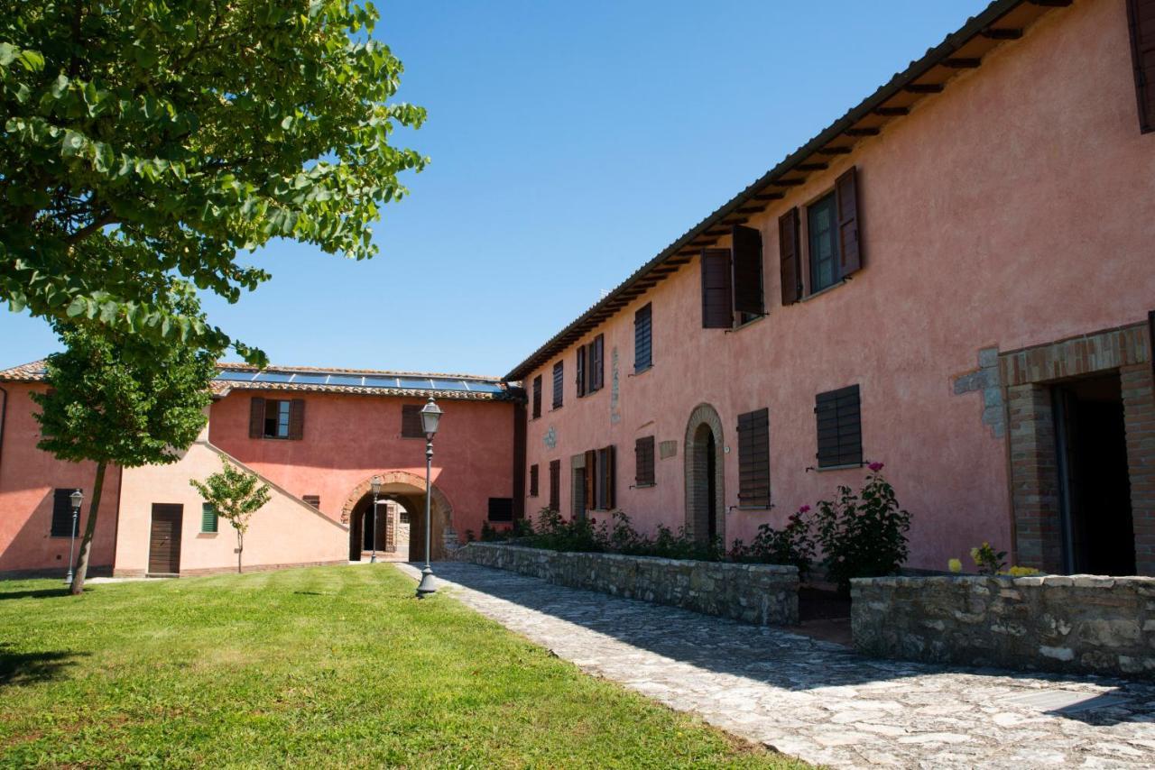 Residence Maria Giulia Corciano Exterior foto